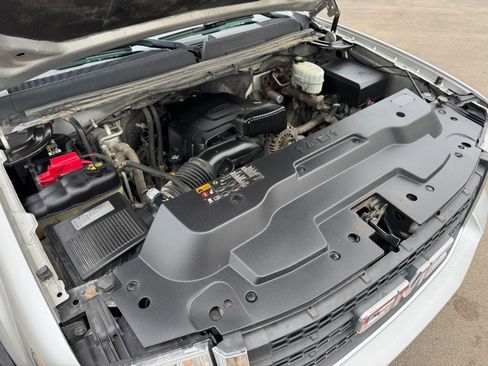 Used 2011 GMC Sierra 2500 SLE w/ SLE Preferred Package image 23