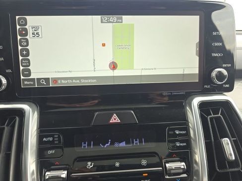 Used 2023 Kia Sorento SX image 25