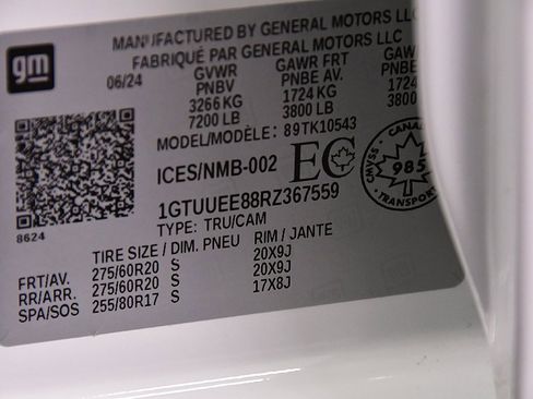 Used 2024 GMC Sierra 1500 AT4 w/ AT4 Preferred Package image 18