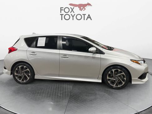 Used 2017 Toyota Corolla iM w/ All-Weather Mat Package FWD image 7
