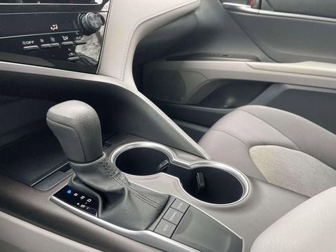 Used 2023 Toyota Camry LE image 30