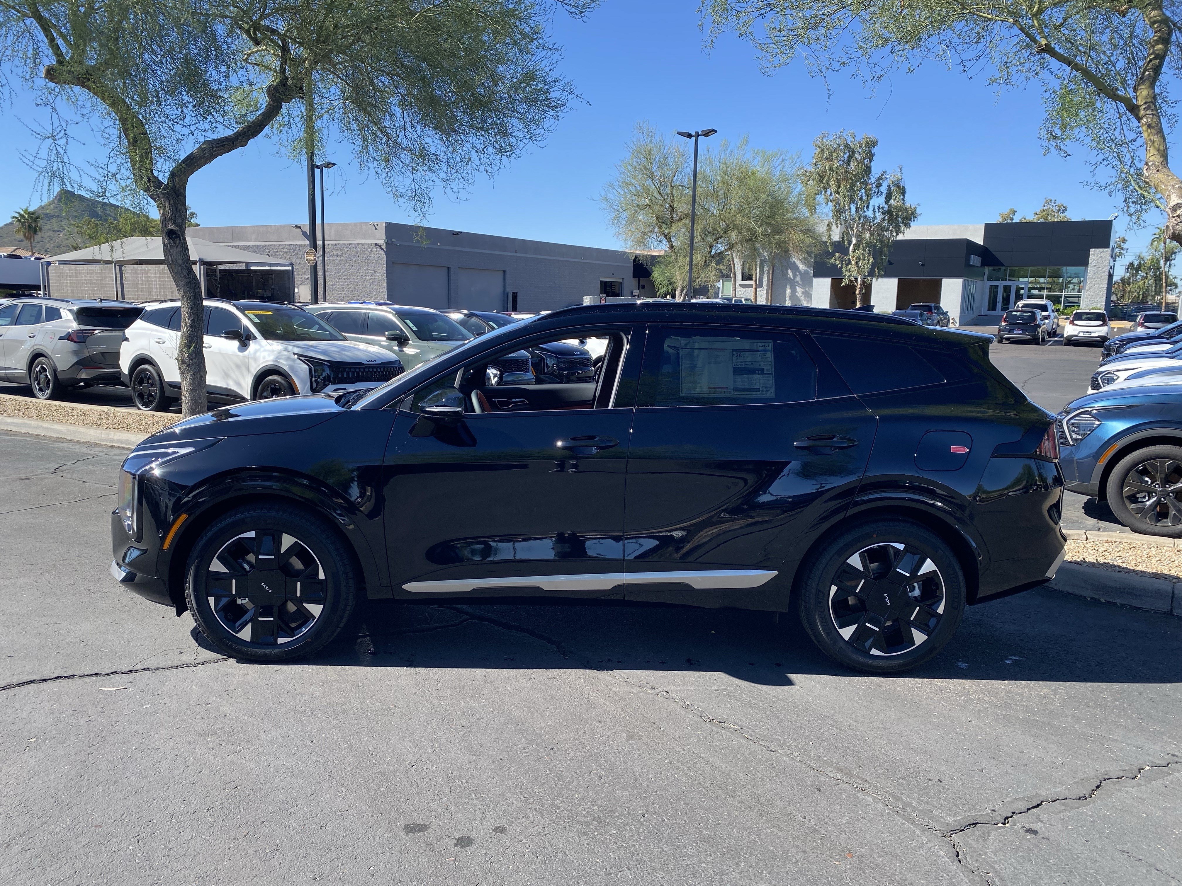 New 2026 Kia Sportage SX FWD image 5