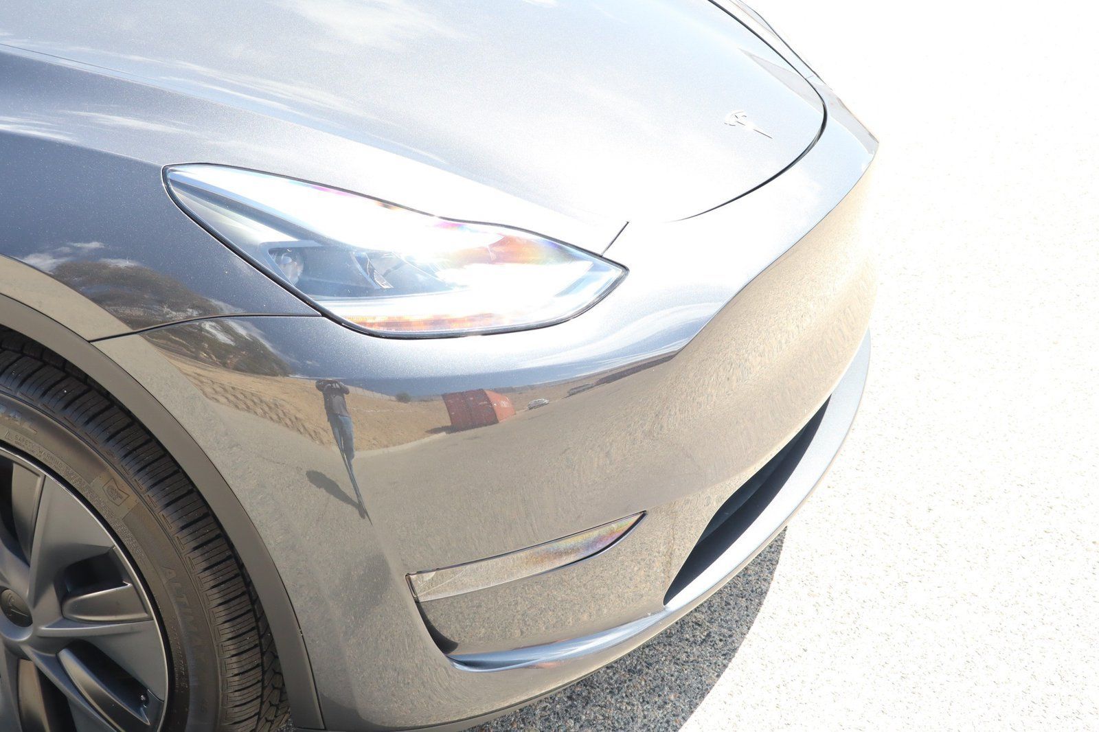 Used 2024 Tesla Model Y Long Range RWD image 9