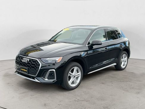 Used 2024 Audi Q5 e Premium w/ Convenience Package AWD/4WD image 3