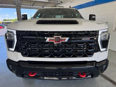 Used 2024 Chevrolet Silverado 2500 ZR2 w/ Technology Package