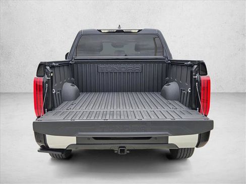 Used 2025 Toyota Tundra Limited AWD/4WD image 7