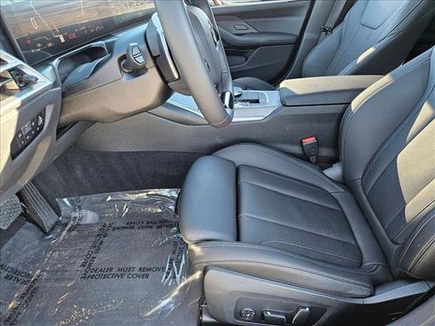 Used 2025 BMW 430i 430i w/ Driving Assistance Package image 17