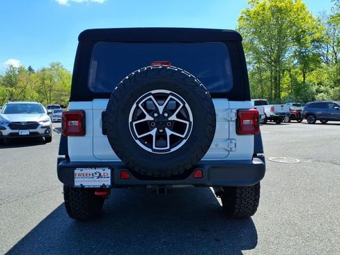 Certified 2024 Jeep Wrangler Unlimited Rubicon AWD/4WD image 18