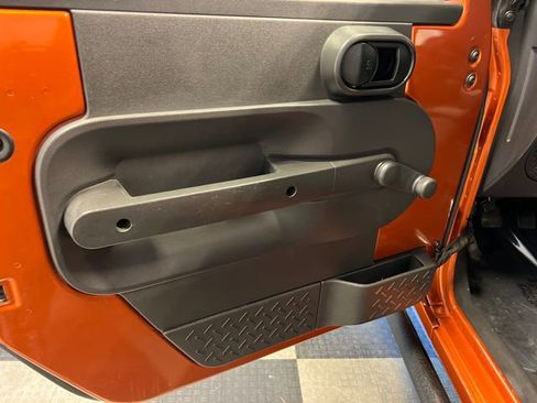 Used 2010 Jeep Wrangler Sport w/ Black Appearance Group image 7