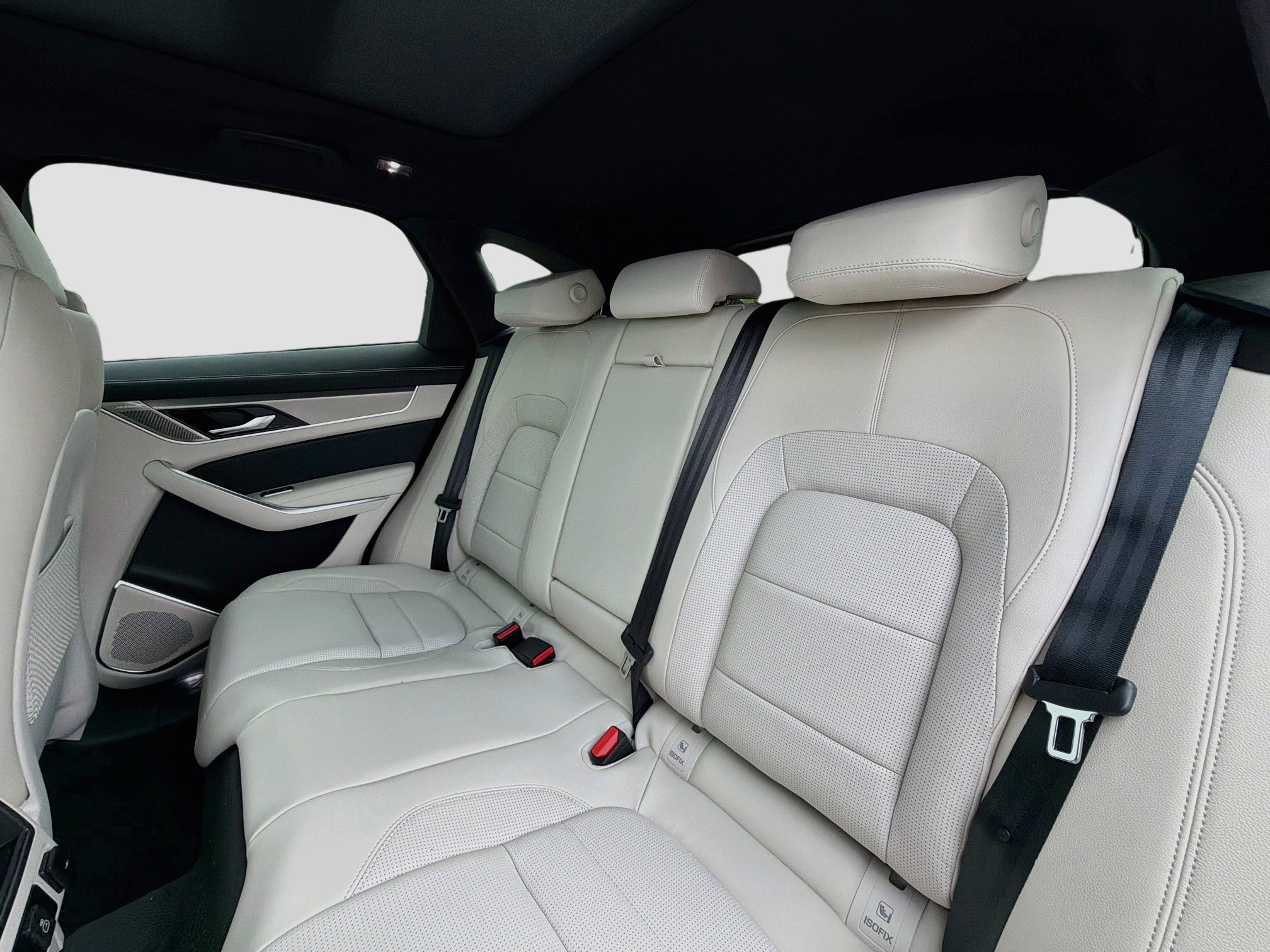 New 2026 Jaguar F-PACE R-Dynamic S AWD/4WD image 21