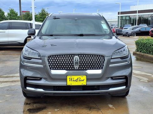 Used 2023 Lincoln Aviator Reserve w/ Equipment Group 201A RWD image 6