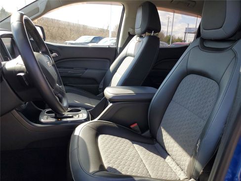 Used 2018 Chevrolet Colorado Z71 image 16