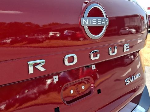 Certified 2023 Nissan Rogue SV w/ SV Premium B Package AWD/4WD image 30