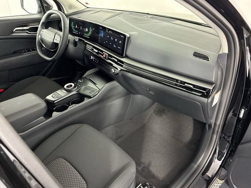 New 2026 Kia Sportage LX image 34