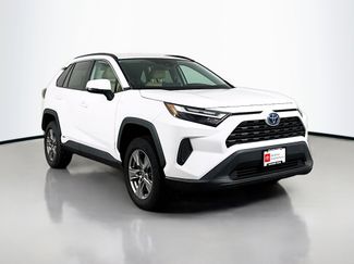 Certified 2022 Toyota RAV4 XLE w/ XLE Grade Weather Package AWD/4WD video 1