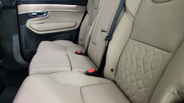 New 2026 Volvo XC90 T8 Plus w/ Protection Package Premier AWD/4WD image 30