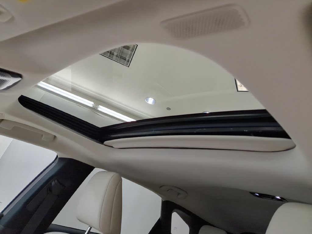 Used 2024 Lexus RX 350 Premium w/ Convenience Package AWD/4WD image 17