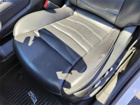 Certified 2022 Cadillac XT6 Premium Luxury w/ Platinum Package image 6