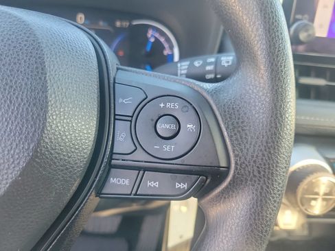 Certified 2023 Toyota RAV4 LE AWD/4WD image 19