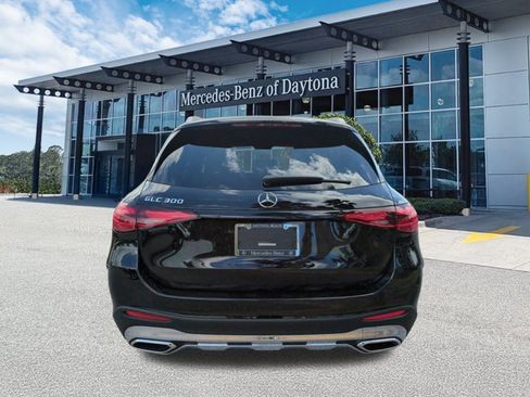 Used 2026 Mercedes-Benz GLC 300 image 5