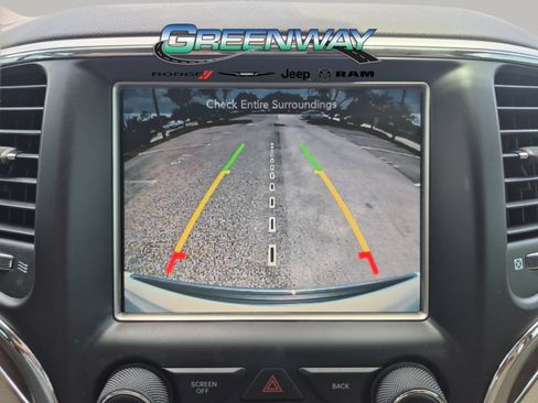 Used 2017 Jeep Grand Cherokee Overland RWD image 22