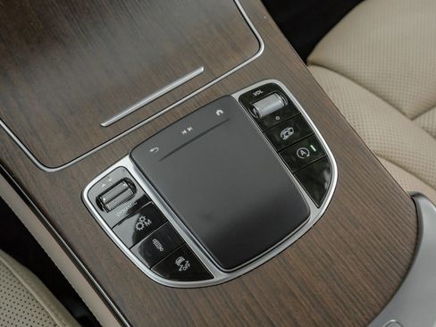 Used 2020 Mercedes-Benz GLC 43 AMG 4MATIC w/ AMG Night Package image 27