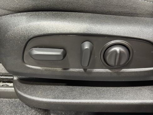 Certified 2023 Chevrolet Traverse LT w/ LPO, Floor Liner Package image 15