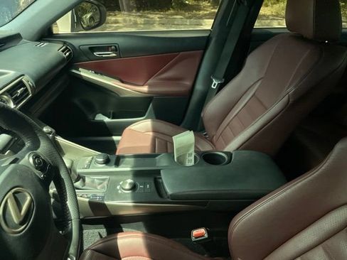 Used 2016 Lexus IS 200t w/ F Sport Package RWD image 9