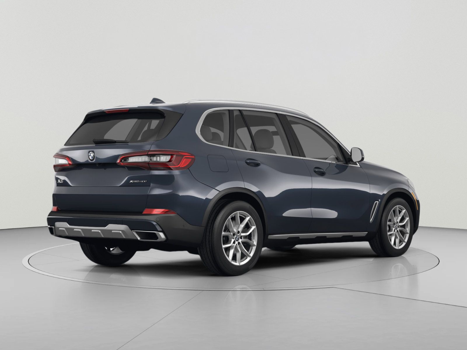 Used 2022 BMW X5 xDrive40i w/ M Sport Package AWD/4WD image 3