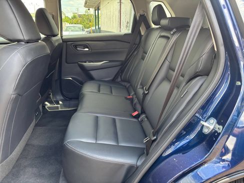 Used 2026 Nissan Rogue SL AWD/4WD image 29