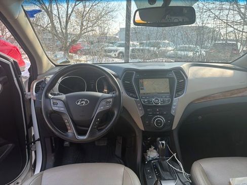 Used 2016 Hyundai Santa Fe Limited w/ Option Group 04 image 18