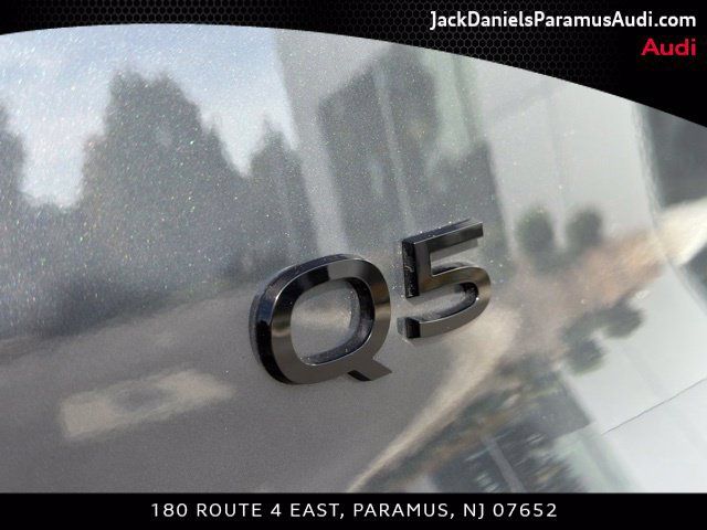 Used 2025 Audi Q5 Premium w/ Convenience Package AWD/4WD image 16