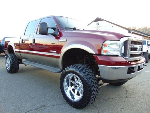 Used 2005 Ford F250 Lariat image 71