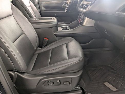 Used 2022 Chevrolet Tahoe LT w/ Luxury Package image 34