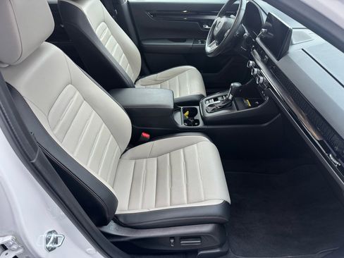 Used 2023 Honda CR-V Sport Touring image 11