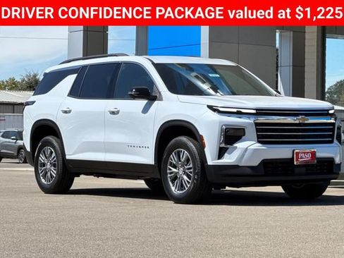 New 2026 Chevrolet Traverse LT w/ Driver Confidence Package FWD image 2