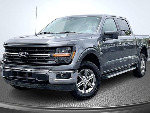 Used 2025 Ford F150 XLT w/ Equipment Group 301A Standard AWD/4WD image 3
