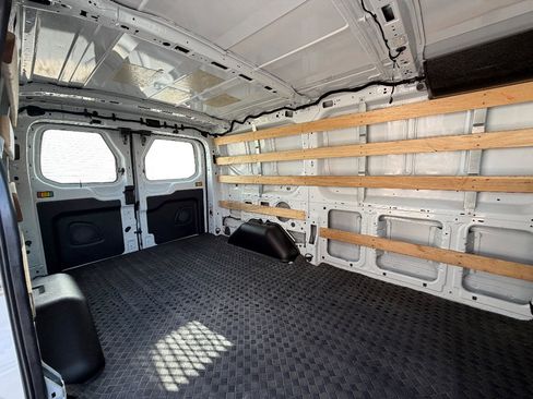Used 2024 Ford Transit 250 Low Roof w/ Exterior Upgrade Package image 26