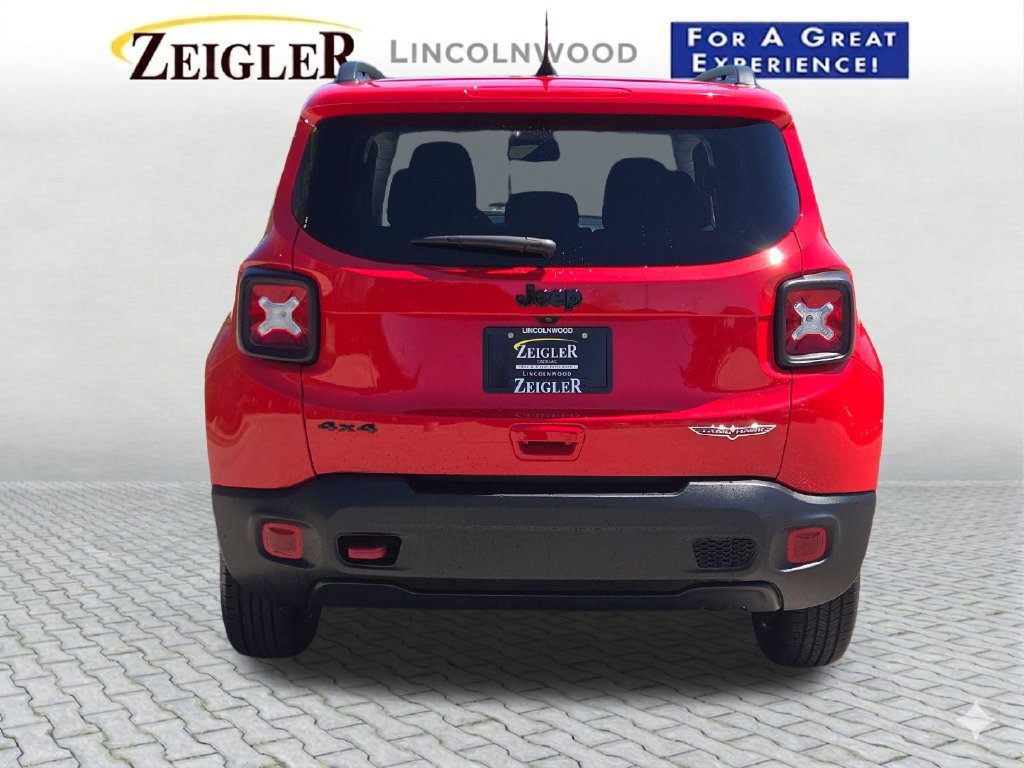 Used 2023 Jeep Renegade Trailhawk AWD/4WD image 13
