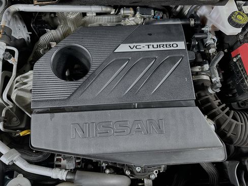 Used 2023 Nissan Rogue SV w/ SV Premium Package image 33