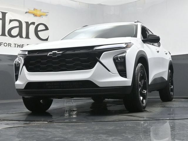 New 2026 Chevrolet Trax LT w/ Driver Confidence Package FWD image 4