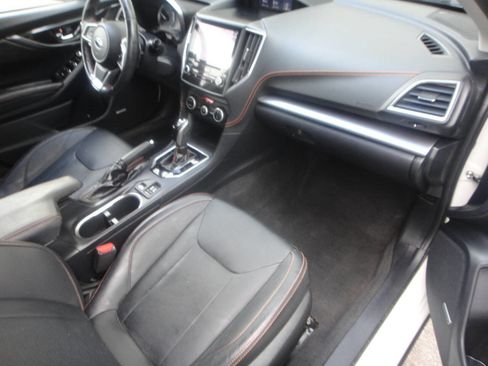 Used 2019 Subaru Crosstrek 2.0i Limited w/ Moonroof Package w/Navigation AWD/4WD image 15