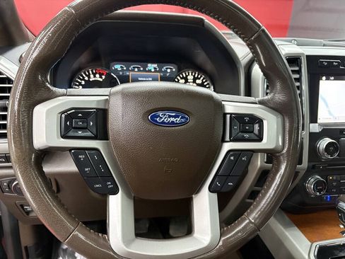 Used 2018 Ford F150 King Ranch w/ Equipment Group 601A Luxury AWD/4WD image 18