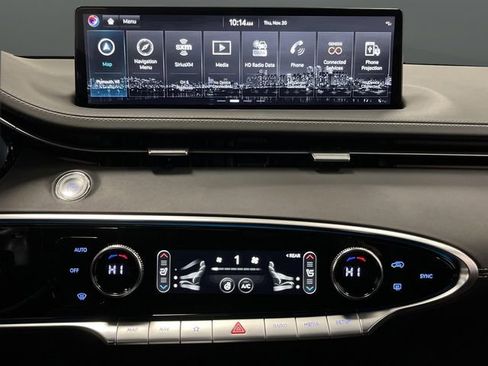 Used 2025 Genesis GV70 2.5T w/ Sport Prestige Package image 9