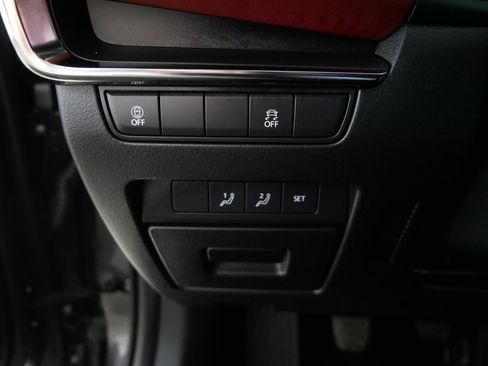 Used 2021 MAZDA MAZDA3 s image 26