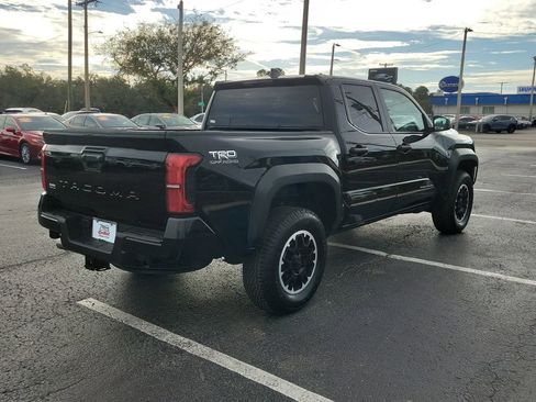 Used 2024 Toyota Tacoma TRD Off-Road image 3
