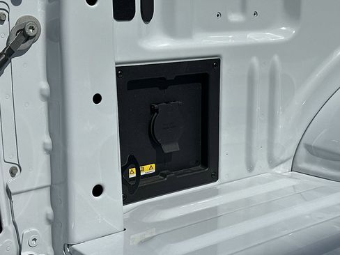 New 2026 Ford F150 XLT image 10