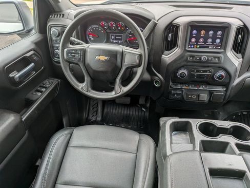 Used 2023 Chevrolet Silverado 1500 W/T w/ Trailering Package image 10