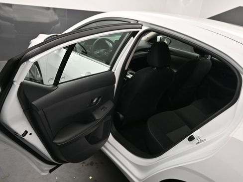 Used 2025 Nissan Sentra SV w/ All-Weather Package image 13