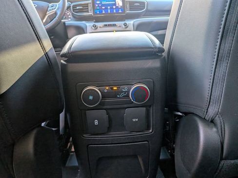 Used 2022 Ford Explorer XLT w/ Equipment Group 202A image 15